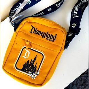 Disney Parks Disneyland Embroidered Castle daisies Yellow Retro Crossbody Bag